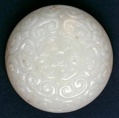 Siegelpastenbox im Guri-Lackstil mit Lingzhi-Rollen (Jade) von Ming Dynasty Chinese School